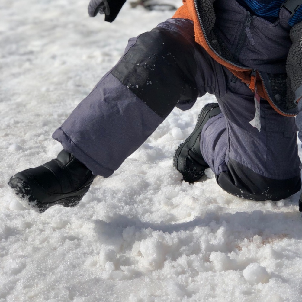 Magellan Youth unisex Snow Boots